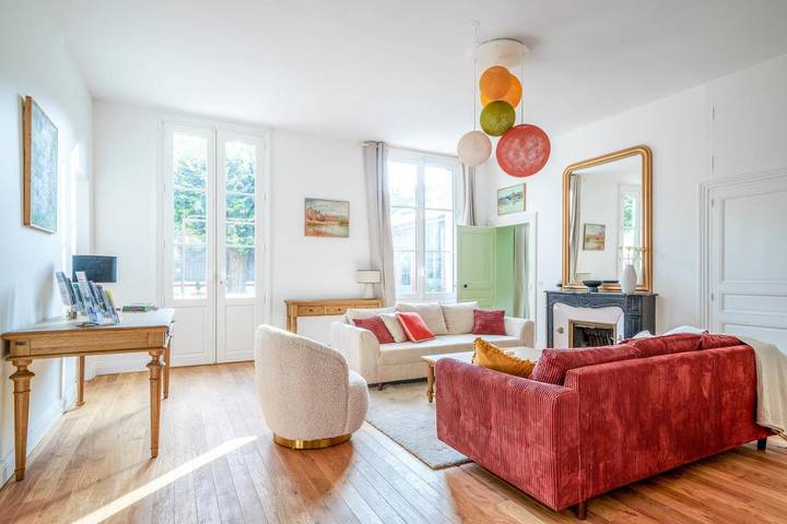 Villa pour 10 personnes, avec vue et jardin à Tours - 2