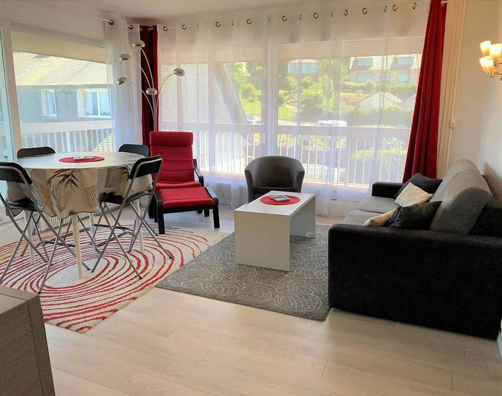 Gîte pour 4 personnes, avec terrasse dans Casino de Perros-Guirec - 2