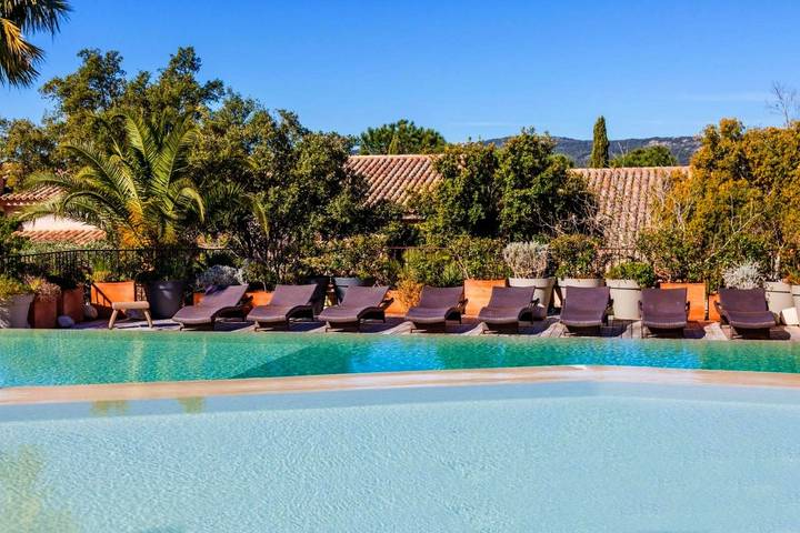 Villa pour 7 personnes, avec jardin ainsi que piscine et bassin pour enfant à Porto-Vecchio - 4