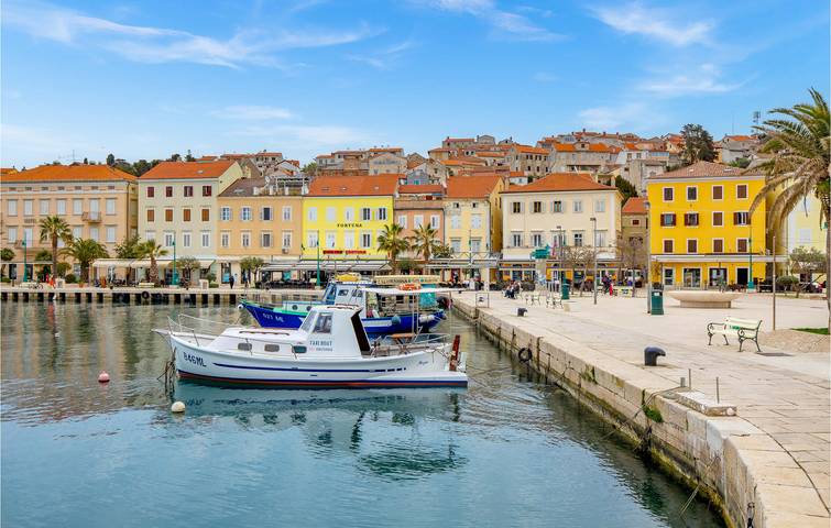 Ganze Ferienwohnung, Gemütliche Ferienwohnung mit WLAN und Klimaanlage, 1 km vom Strand Valdarke entfernt in Mali Lošinj, Lošinj (Kvarner Bucht)
