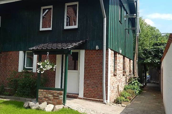 Ferienwohnung für 5 Personen, mit Garten und Terrasse, mit Haustier