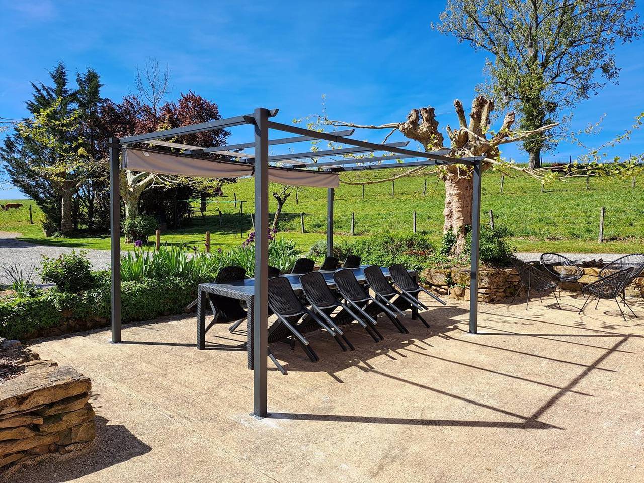 Gîte für 12 Personen mit Terrasse in Lavergne, Regionaler Naturpark Causses du Quercy