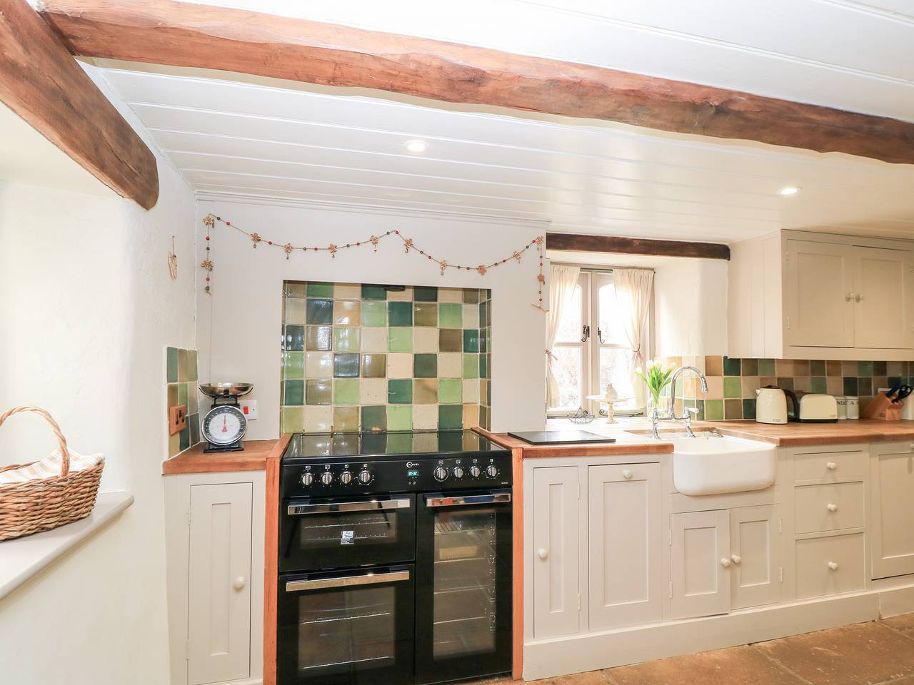 Cosy Cot in Wiltshire