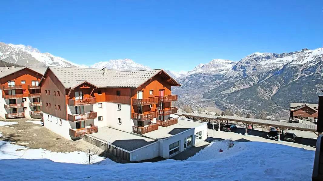 Apartamento entero, Apartamento Confort de 2 dormitorios (6 personas) in Puy-Saint-Vincent, Parque Nacional de los Ecrins
