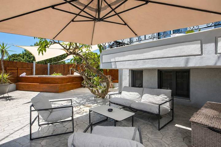 Ferienhaus für 7 Personen, mit Whirlpool und Garten in Rhodos Stadt - 3