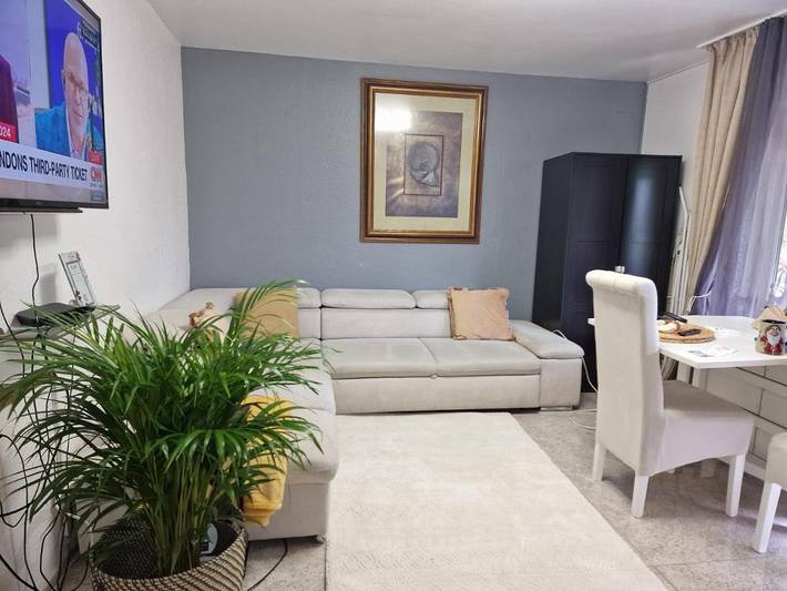Ferienwohnung für 2 Personen, mit Balkon und Terrasse sowie Garten