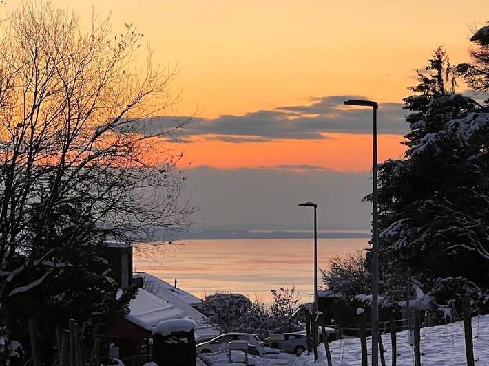 Gîte pour 5 personnes, avec terrasse et vue sur le lac ainsi que vue et jardin dans Chardonne - 3