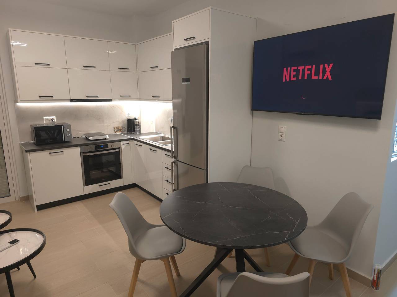 Ganze Wohnung, Apartment 'Preveza Lux and Comfort Suites' mit Balkon, Wlan und Klimaanlage in Preveza, Preveza Regionalbezirk