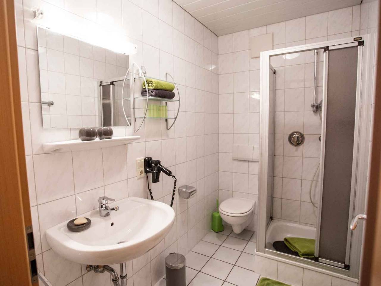 Pension Haus am Walde - Doppelzimmer mit Dusche/Wc in Schmallenberg, Hochsauerlandkreis