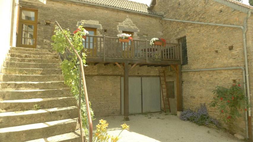 Gîte pour 2 personnes, avec terrasse à Bussy-le-Grand - 3