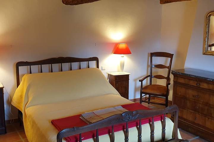 Gîte pour 2 personnes, avec jardin ainsi que jacuzzi et piscine à Saint-Génis-des-Fontaines - 2