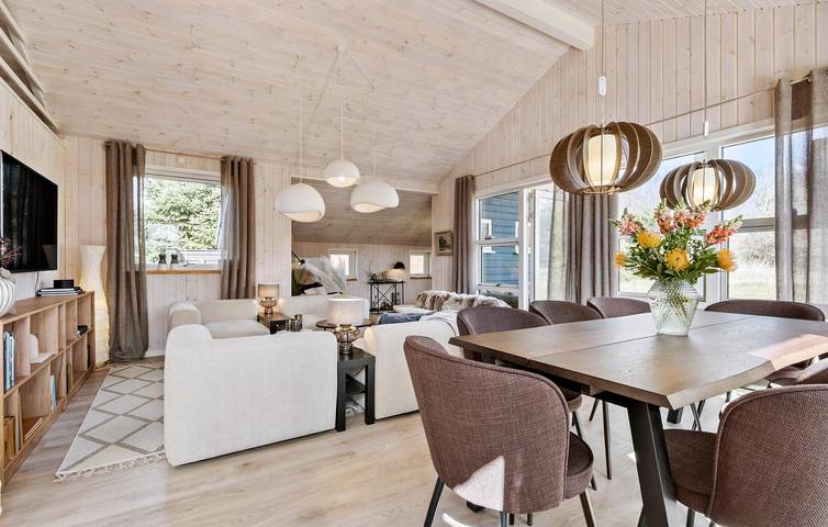 Ferienhaus für 8 Personen mit Terrasse in Gudmindrup Lyng, Højby