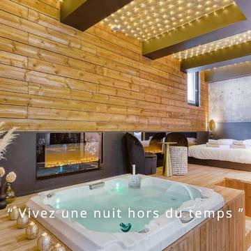 Gîte pour 2 personnes, avec jacuzzi dans Plage Des Capucins La Ciotat