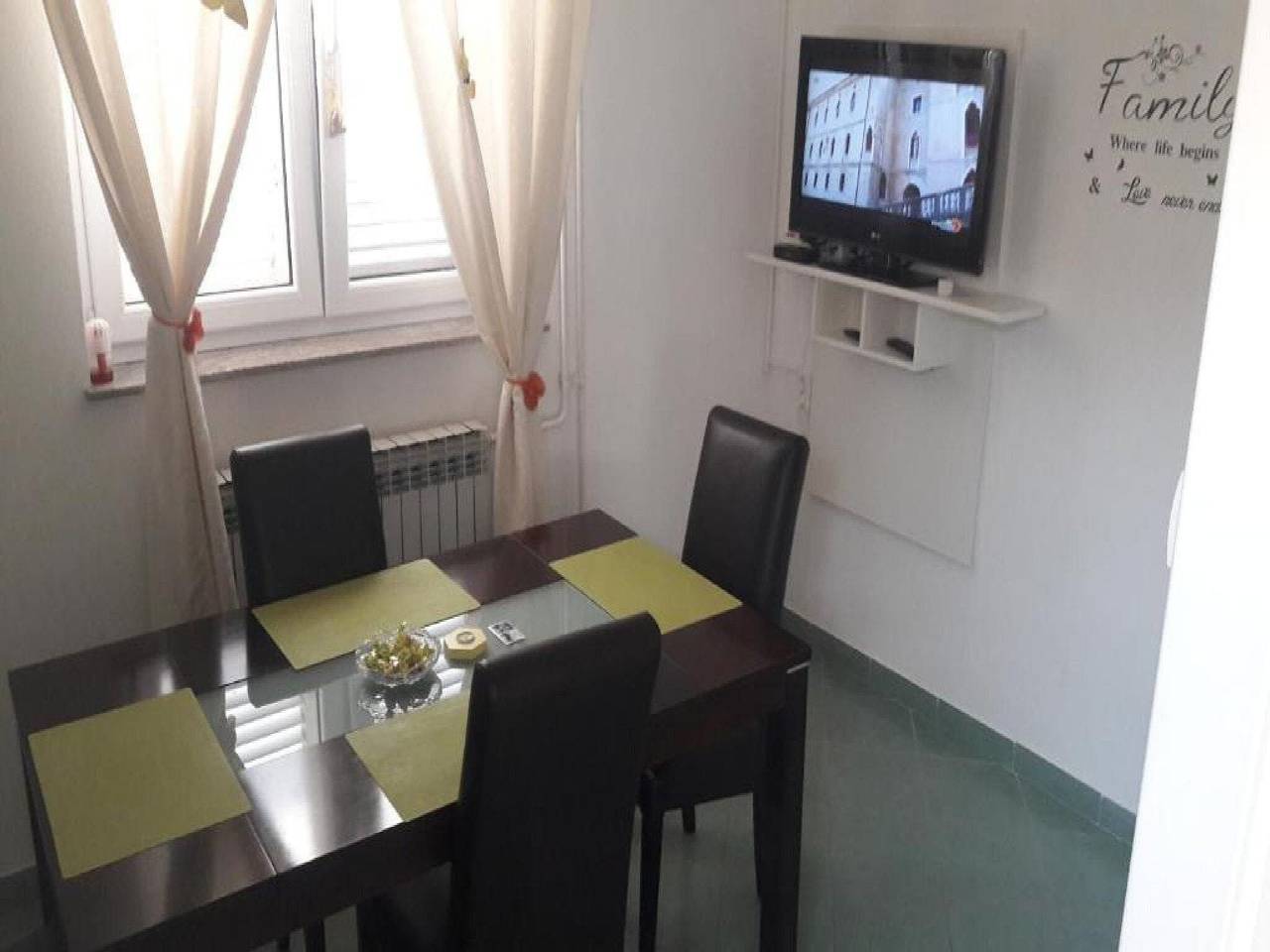 Ganze Wohnung, Apartments Amalia - Two Bedroom Apartment with Terrace in Zadar Stadt, Zadar (Kommun)