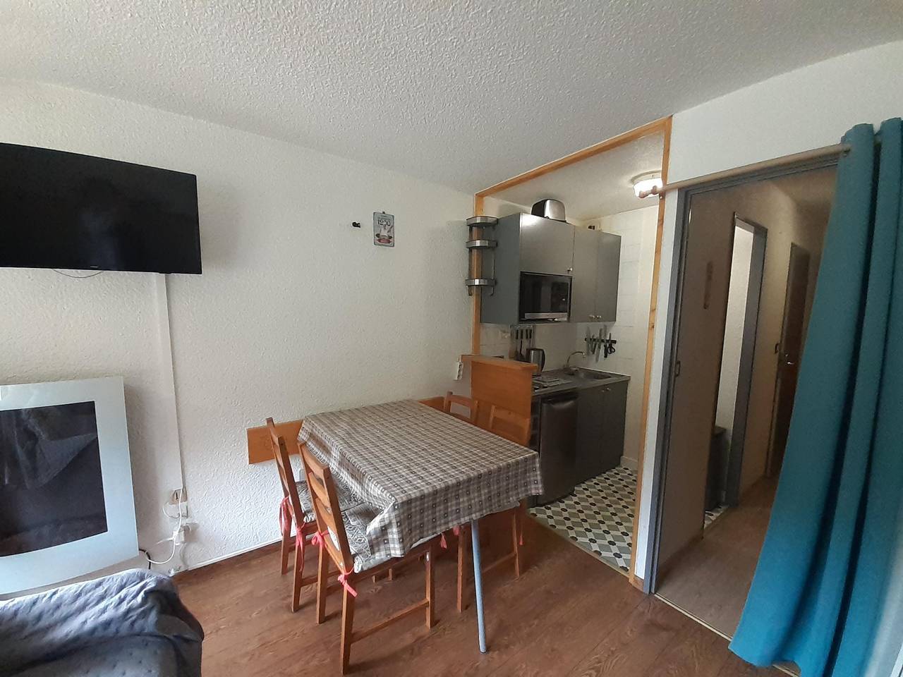 Entire studio, Résidence Thabor C - Studio sleeping corner 3 people (C76) in Valfréjus, Modane