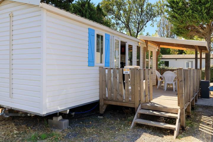 Mobilhome 6 posti vicino a Sète e Montpellier in campeggio 4 stelle in Vic-la-Gardiole, Costa mediterranea (Francia)