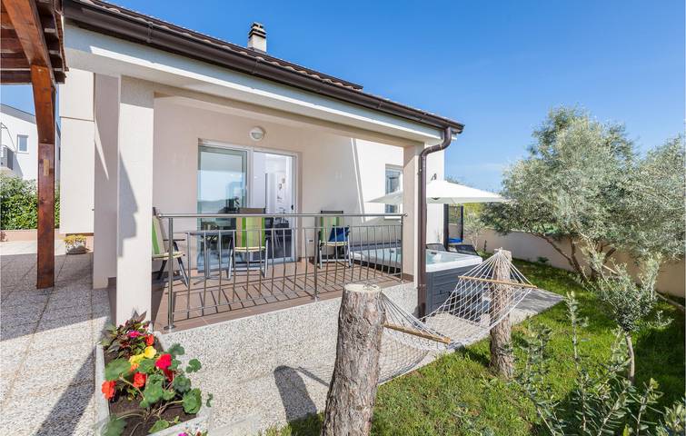 Ferienhaus für 7 Personen, mit Terrasse - 1