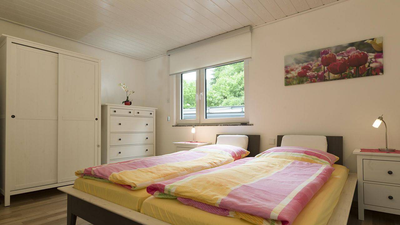 Ganze Ferienwohnung, Ferienwohnung für 2 Personen (66 m²) in Sankt Ingbert in St. Ingbert, Saarpfalz-Kreis