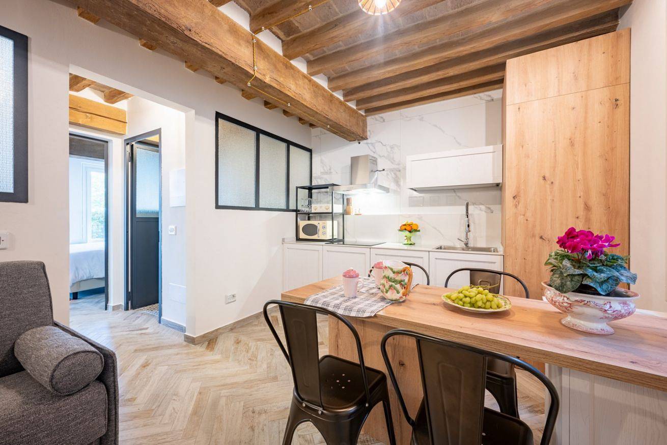 Apartamento entero, Guesthost - Oltretorrente Elegant Parma Apt 6 in Oltretorrente (Parma), Parma