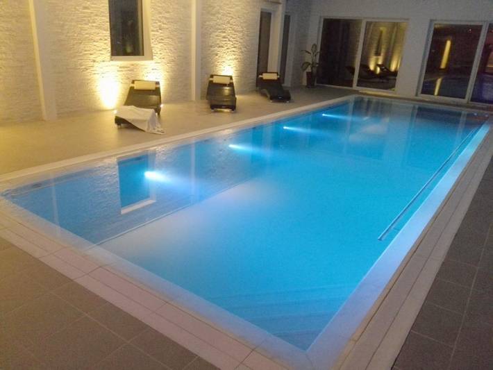 Appartement de vacances pour 5 personnes, avec Terrasse et Jacuzzi ainsi que Jardin et Piscine dans la Province du Brabant wallon