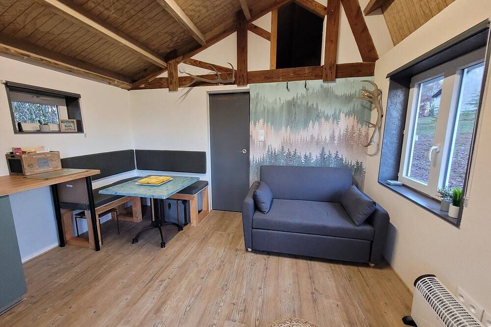 Small house with view of the Triouzoune lake - Neuvic - Haute Corrèze in Neuvic, Ussel region