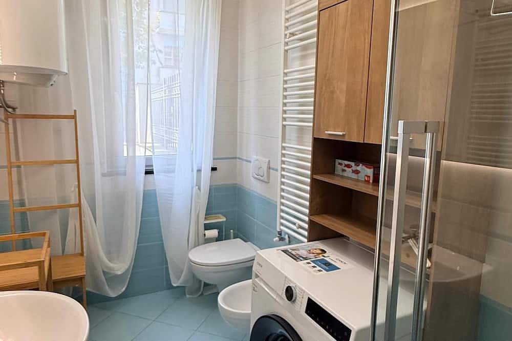 Appartement entier, 50m from the beaches with private garden and garage in Lega Navale Italiana - Sezione di Albisola, Albissola Marina