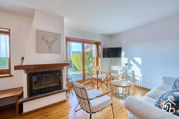 Gîte pour 6 personnes, avec jardin ainsi que vue et piscine à Palau-de-Cerdagne