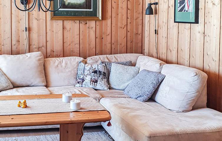 Ferienhaus für 6 Personen mit Terrasse in Sjusjoen, Ringsaker