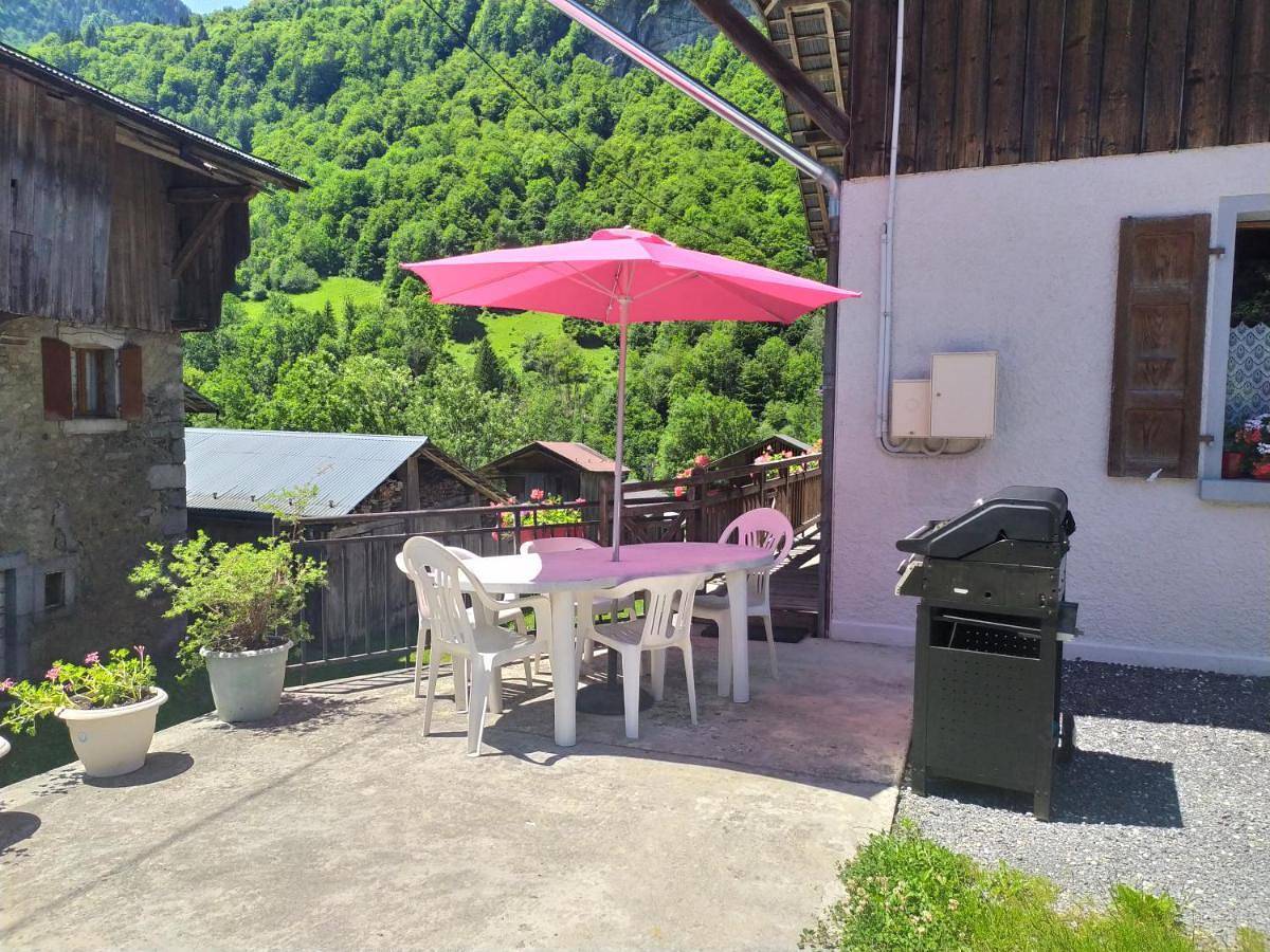 Appartement entier, Two-Bedroom Apartment in Sixt-Fer-à-Cheval, Région de Bonneville