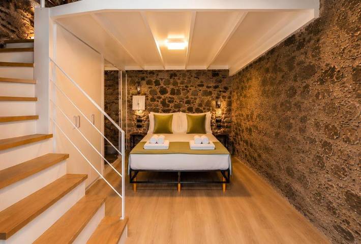 Casa de férias para 4 pessoas, com vista e varanda em Calheta