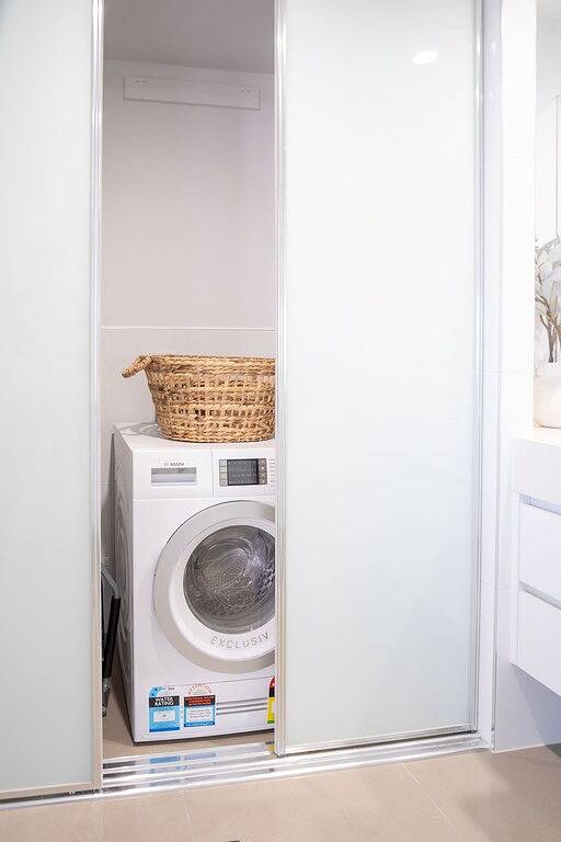 Ganze Wohnung, Cotton Tree Ocean Views + Romantic Getaway in Maroochydore, Sunshine Coast