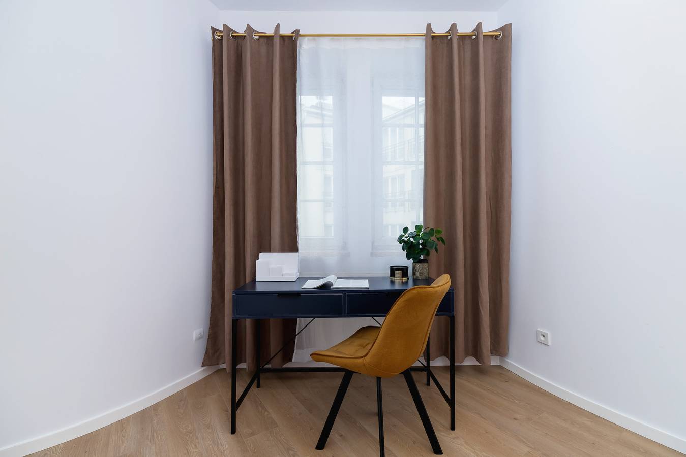 Hel leilighet, Elegant Apartment | Close to Market | Place to Work in Kraków, Lille-Polen