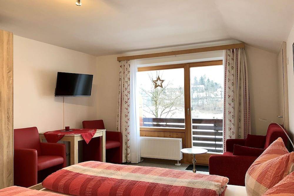 Ganze Wohnung, Kleines gemütliches Studio für 1-2 Personen mit Teeküche, 22 qm in Bayerisch Gmain, Berchtesgadener Alpen