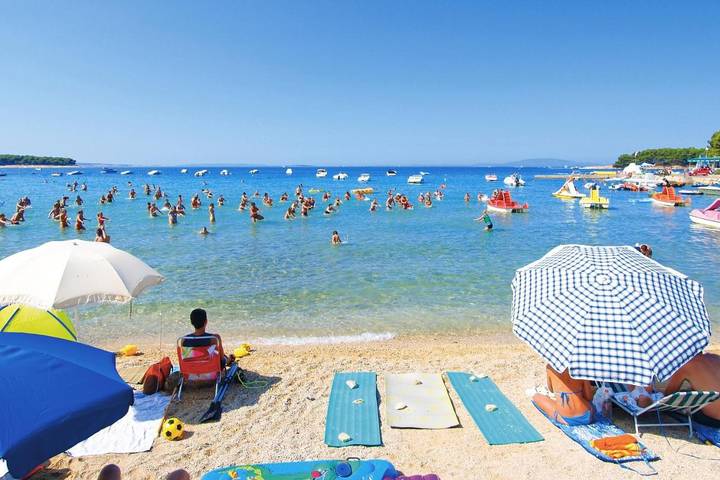 Ferienhaus für 11 Personen, mit Balkon und Sauna sowie Pool, mit Haustier in Banjol - 4