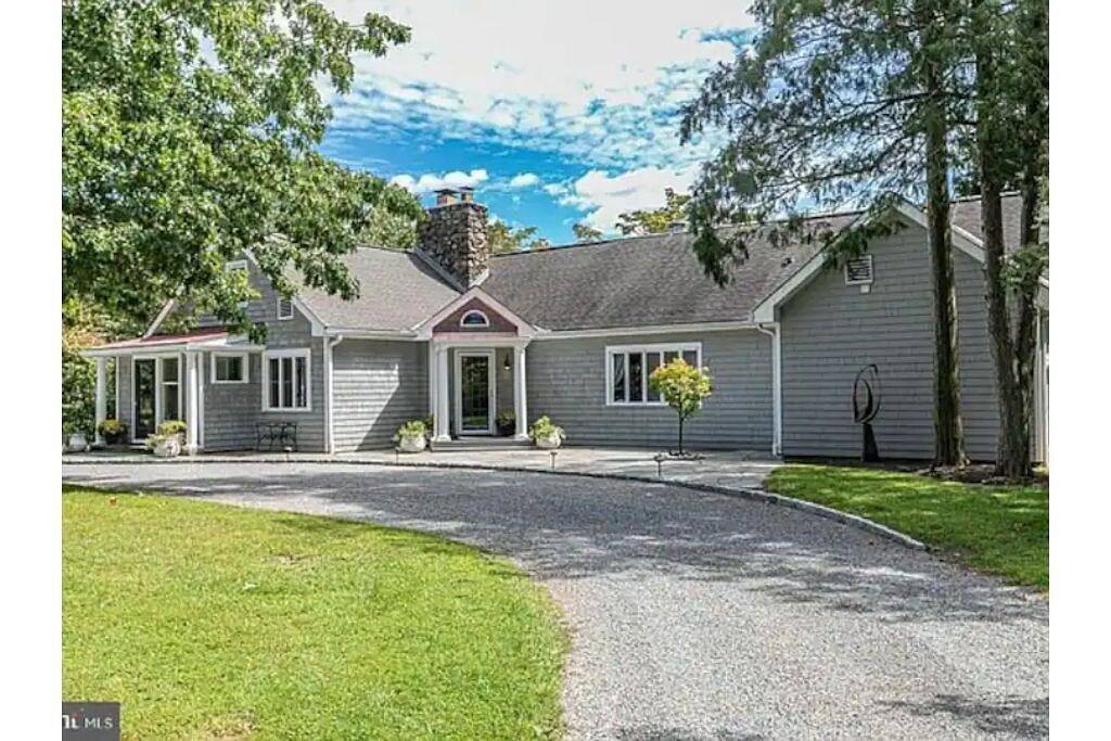 The Speakeasy in West Amwell Township, Hunterdon County