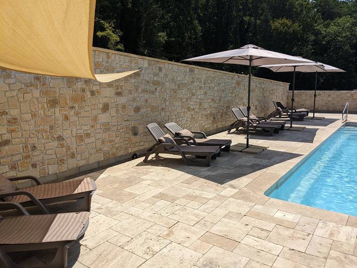 Gîte pour 5 personnes, avec jardin ainsi que piscine et terrasse à Tursac - 4