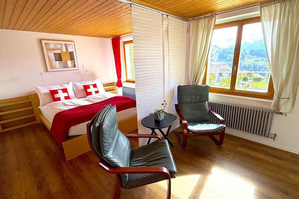 Concierge, Lake Thun/Alps Scenic Views by Swisshut in Beatenberg, Lake Thun