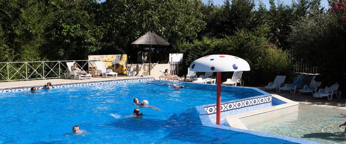 Camping pour 4 personnes, avec piscine, animaux acceptés en Corrèze - 2