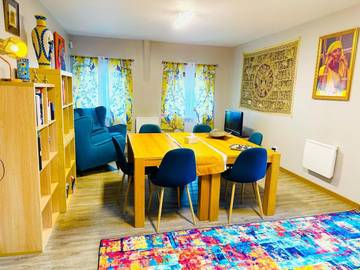Gîte pour 6 personnes, avec jacuzzi à Solgne