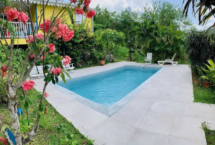 Maison de vacances pour 4 personnes, avec terrasse et piscine - 1