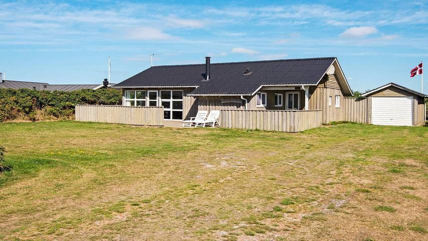Ferienhaus für 8 Personen, mit Sauna und Terrasse in Holmsland Klit