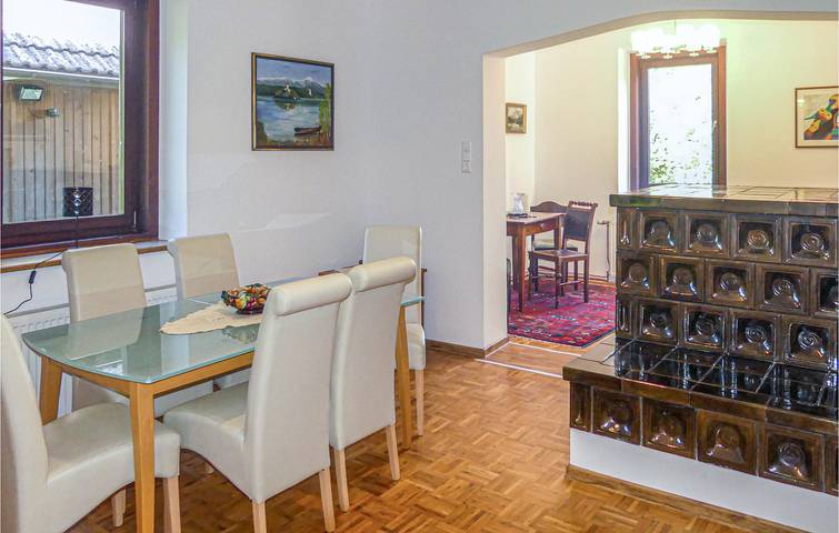 Acogedor apartamento con sauna y chimenea en Sankt Jakob im Rosental in Karavanke in Pohorje, Sankt Jakob im Rosental