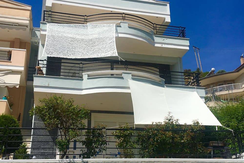 Ganze Wohnung, Das Diamond Resort befindet sich in den ruhigen Vororten von Nea Peramos in Eleftheroupoli, Kavala Region