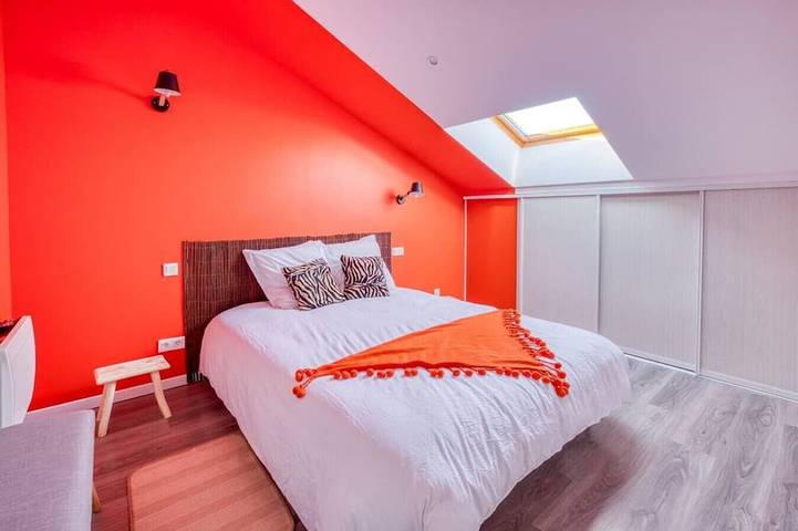 Gîte pour 8 personnes, avec jardin et jacuzzi à Peyrole - 3