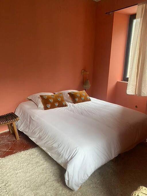 Location de vacances pour 4 personnes, avec vue ainsi que piscine et jardin, animaux acceptés à Valleraugue - 3