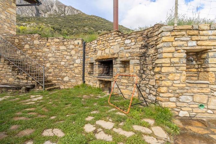 Chalet para 9 personas, con jardín en Provincia de Huesca