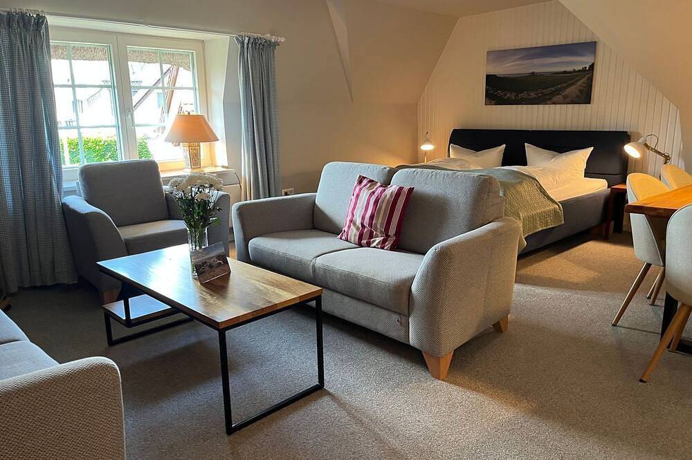 Ganze Wohnung, Unterm Reet, 100qm für bis zu 5 Personen - Altes Friesenhaus in Sylt-Ost, Sylt (Gemeinde)