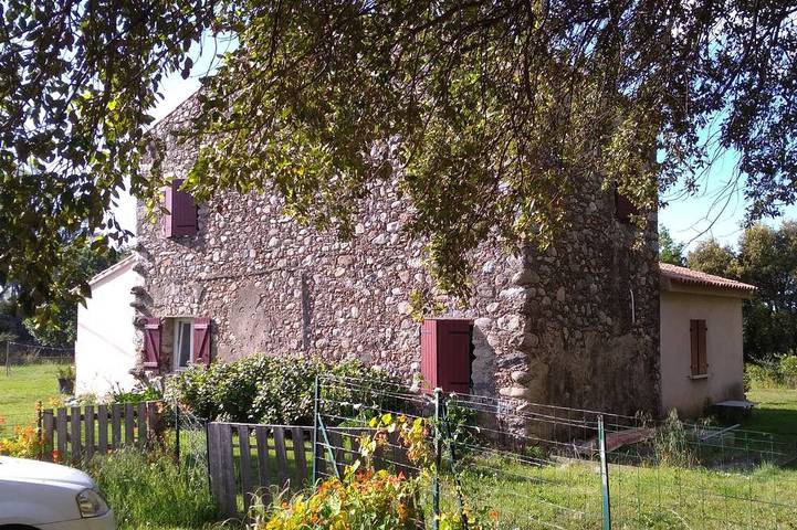 Villa pour 6 personnes, avec terrasse et jardin, animaux acceptés