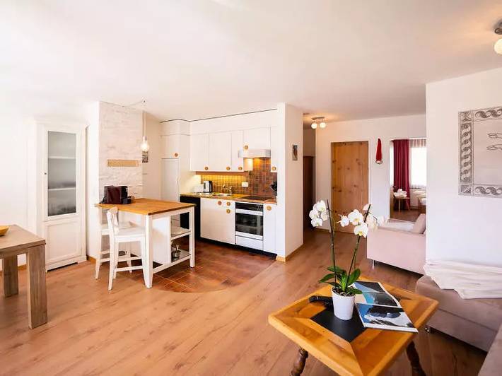 Ferienwohnung für 2 Personen, mit Balkon und Sauna in Pontresina