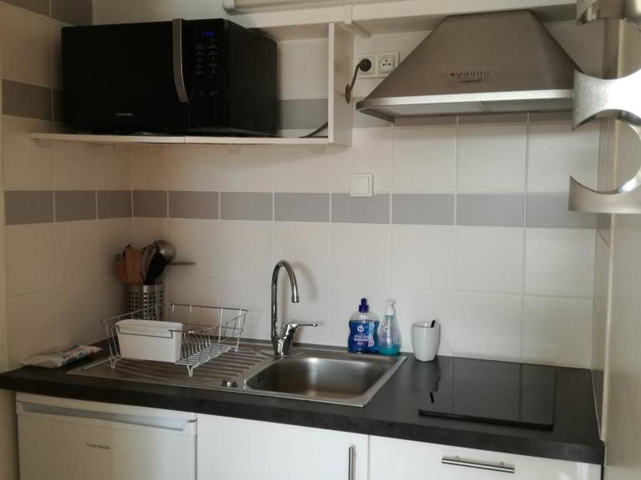 Appartement entier, Studio mezzanine proche plage avec terrasse, parking et animaux admis in L'Aiguillon-la-Presqu'île, Vendée